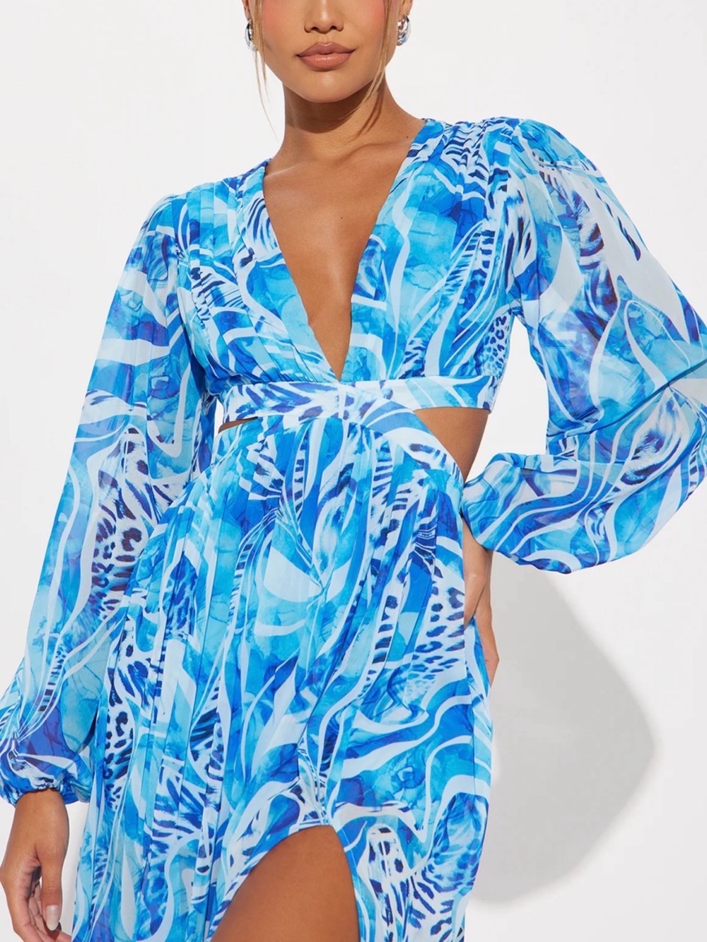 💙Fashion Nova Blue Multi Print Long Sleeve Maxi Dress with Side Slit NWOT💙